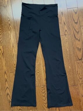 GAP Black High-Rise Boot Cut Yoga Pants - Women (worn once!)
